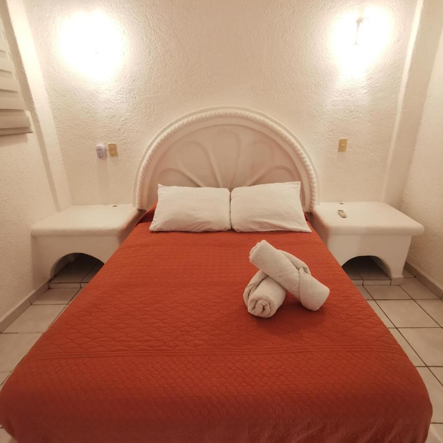 2 Bedroom Apartment With A/C Wi-Fi Best Location! Zihuatanejo Exterior foto
